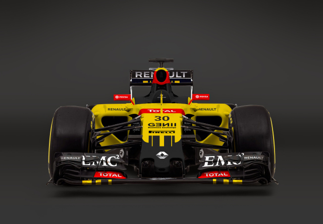 2016_RenaultF1_Front1.jpg